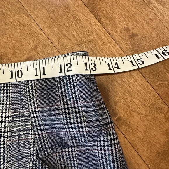 Nordstrom Plaid  Check Mini Skirt with Zipper Detail Gray - Picture 5 of 7
